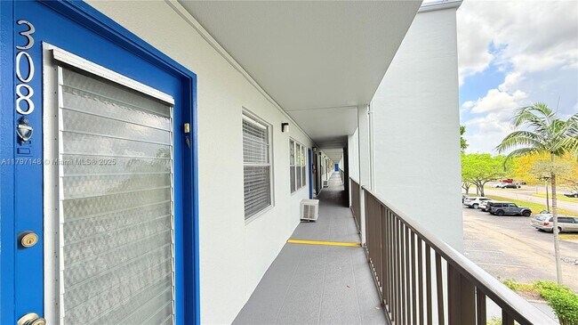 Building Photo - 13450 SW 3rd St