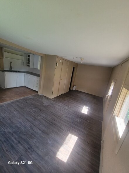 Building Photo - 238 S Oklahoma Ave