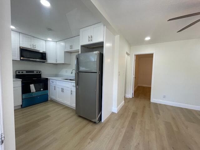 Building Photo - 302 N Tamarind Ave