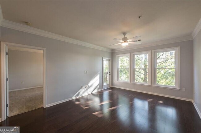 Building Photo - 1850 Cotillion Dr