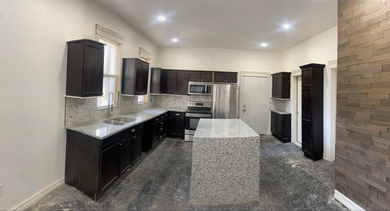 Building Photo - 3478 Ludden St