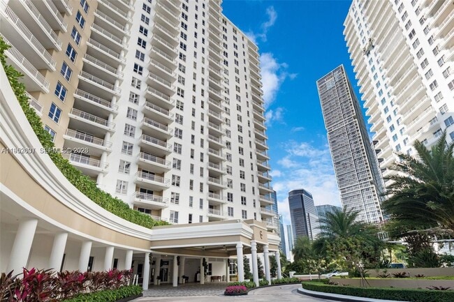 Building Photo - 701 Brickell Key Blvd