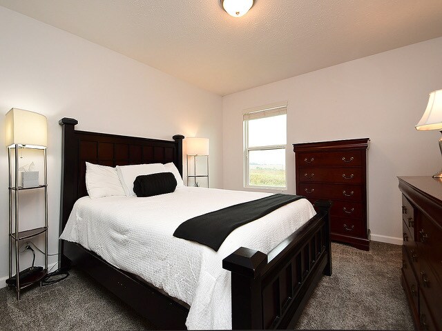 Building Photo - 14902 Mormon St