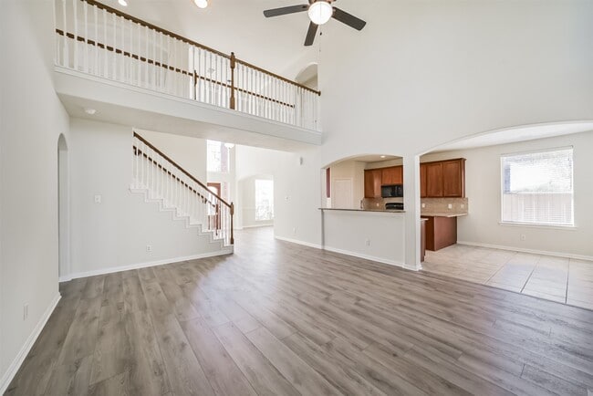 Building Photo - 25211 Whistling Pines Ct