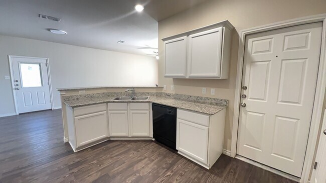 Building Photo - 3505 Barnacle Dr