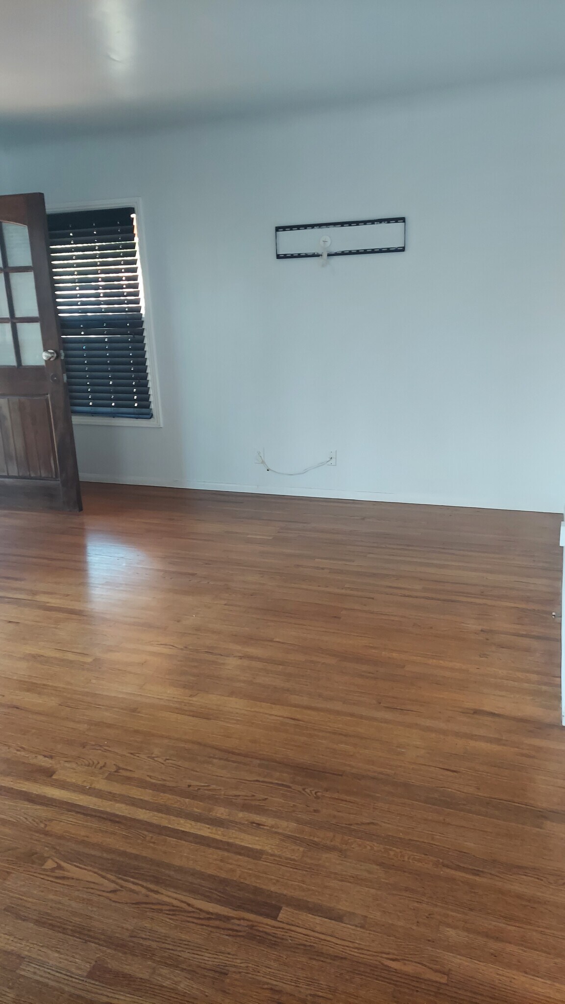 Living room - 3133 W 108th St