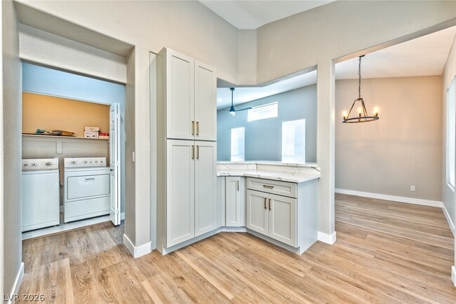 Building Photo - 2317 Tilden Way