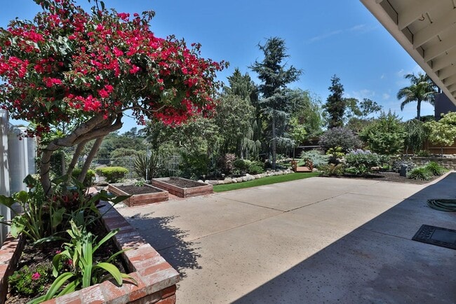 Building Photo - 3128 Courser Ave