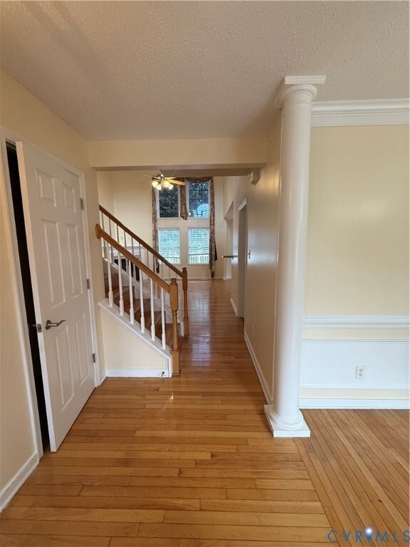 Building Photo - 5719 Barnwood Dr