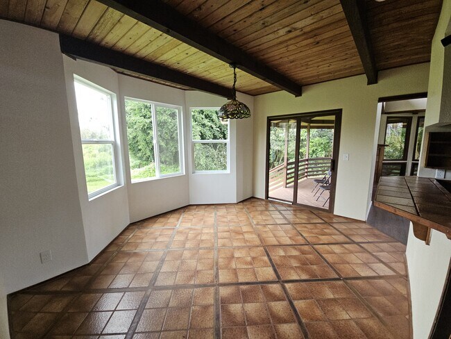 Building Photo - 1100 Ainalako Rd