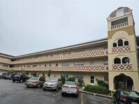 Building Photo - 2383 Netherlands Dr