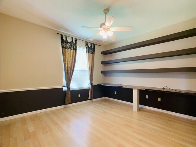 Building Photo - 3111 Pebble Ct