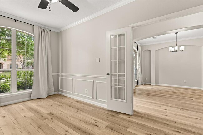 Building Photo - 12838 Winding Manor Dr