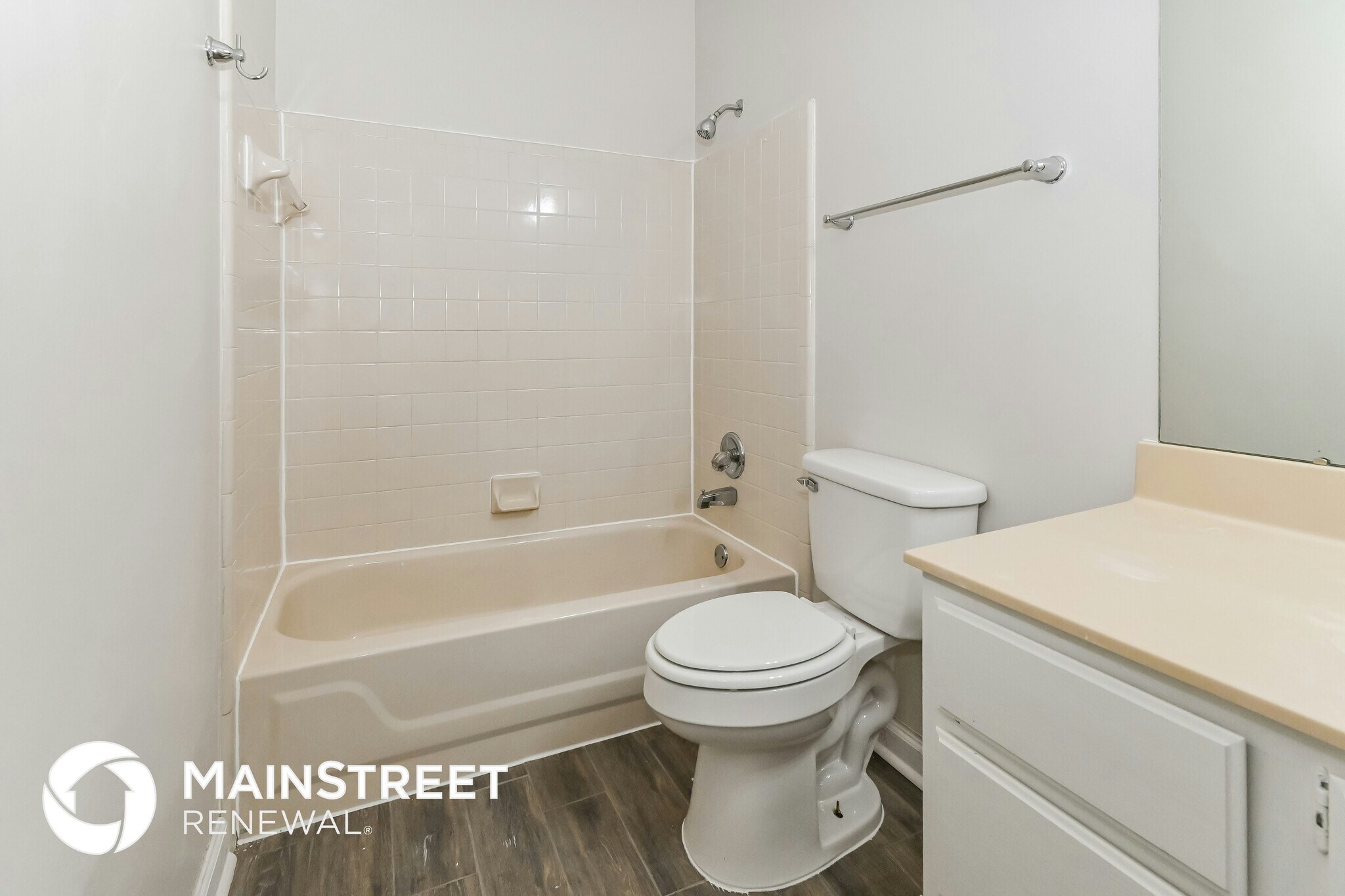 Building Photo - 4227 Old Forest Rd