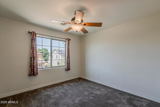 Building Photo - 4592 E Gleneagle Dr