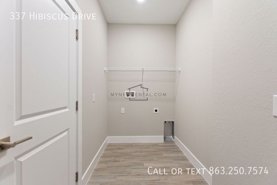 Building Photo - 337 Hibiscus Dr