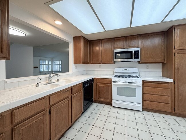 Building Photo - 2605 Explorer Cove