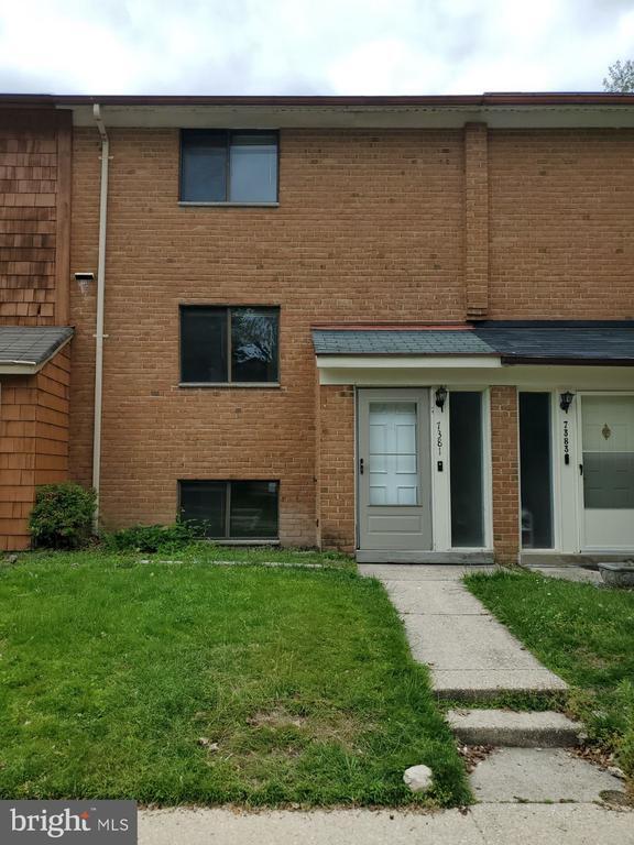 Building Photo - 7381 Hickory Log Cir