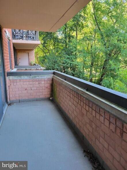 Building Photo - 2230 George C Marshall Dr