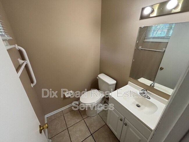 Building Photo - 1148 Blackwell Dr