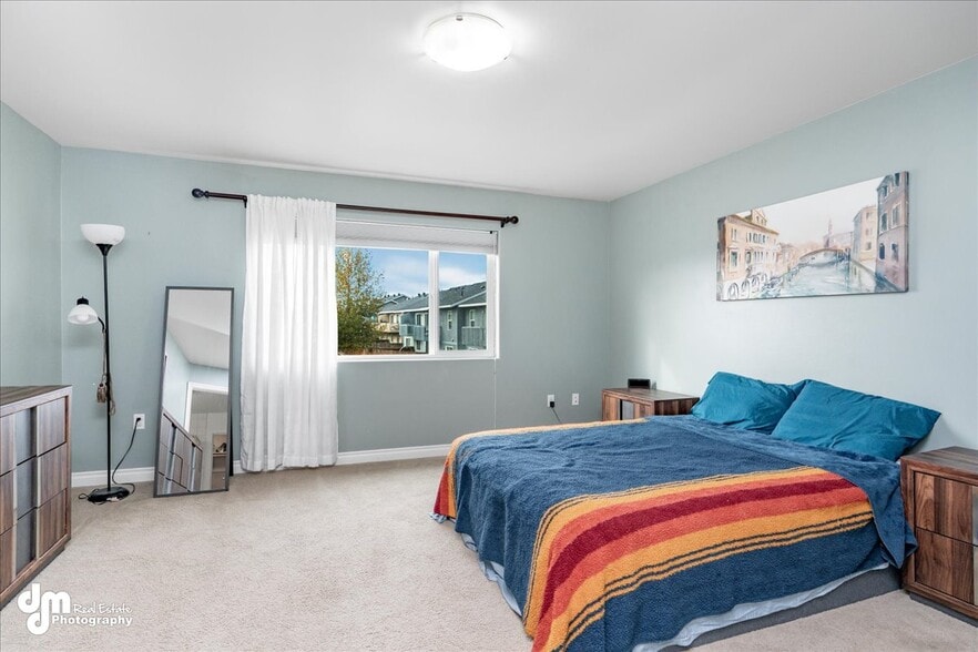 Building Photo - 299 Skwentna Dr