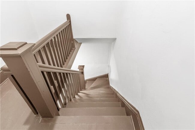 Building Photo - 538 Power Rd