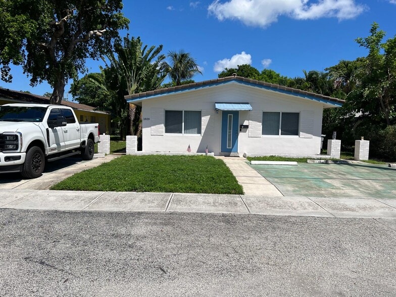 FRONT, 2 PARKING SPACES - 1809 NE 2nd St