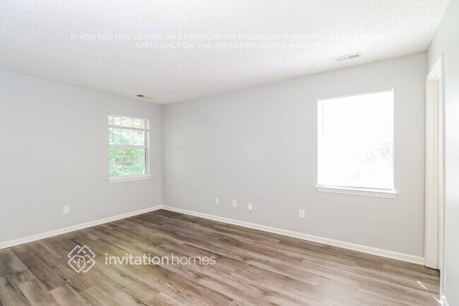 Building Photo - 14736 Sapphire Ln