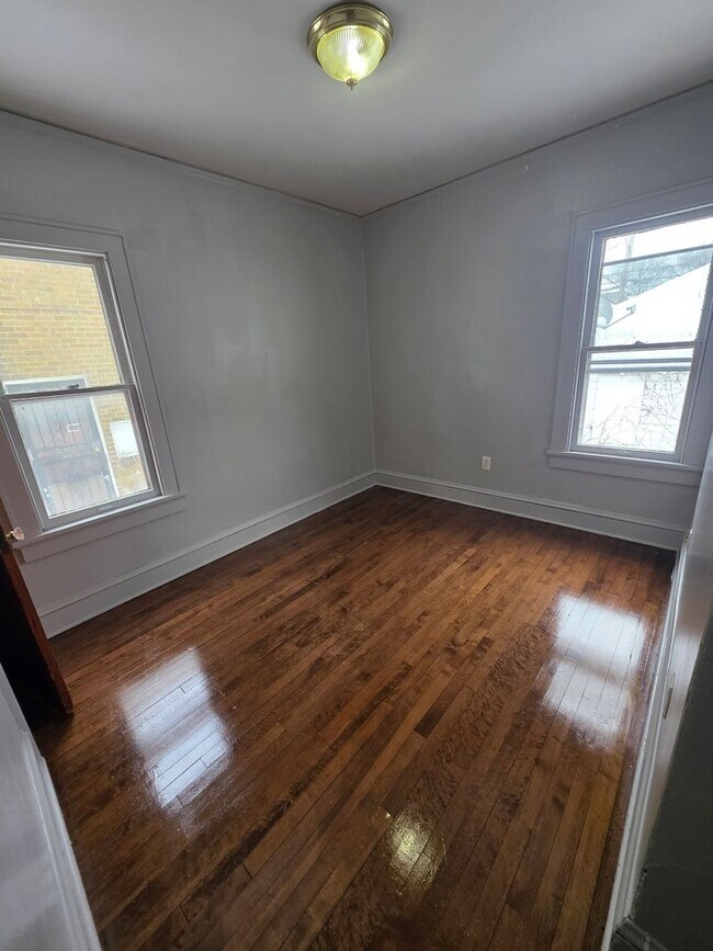 Building Photo - 2918-2920 N 47th St