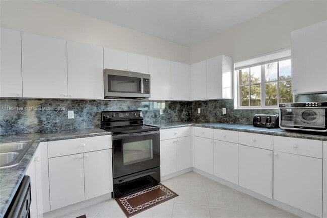 Building Photo - 9875 Galleon Dr