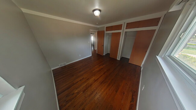 Building Photo - 20417 Sunnydale St