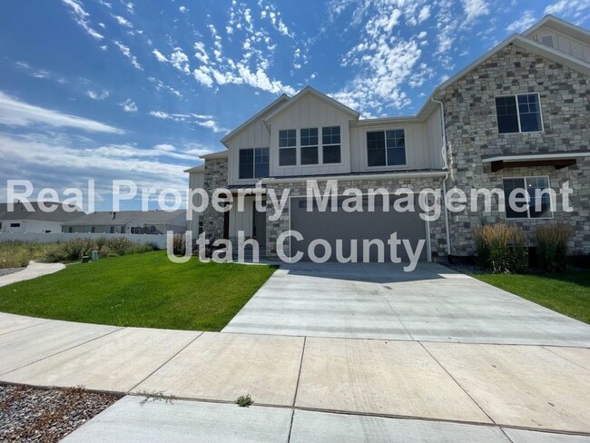 Primary Photo - New lower price! Brand New Twin Home in Heber