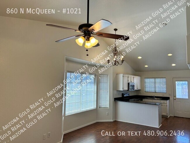 Building Photo - 860 N McQueen-#1021