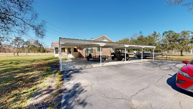 Building Photo - 497 High Hope Rd