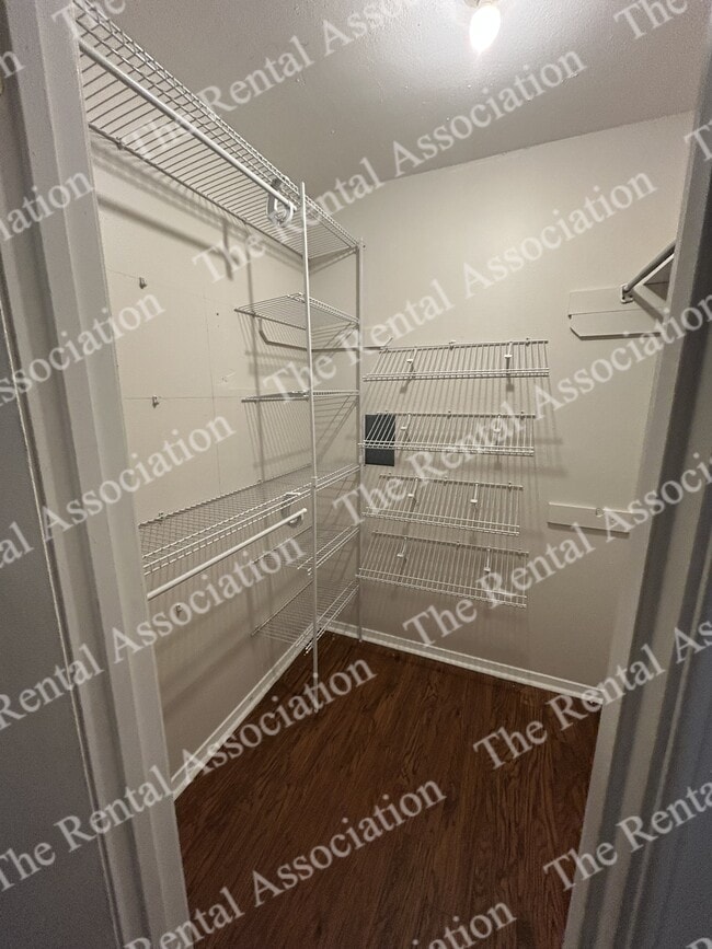 Building Photo - 103 Liner Dr