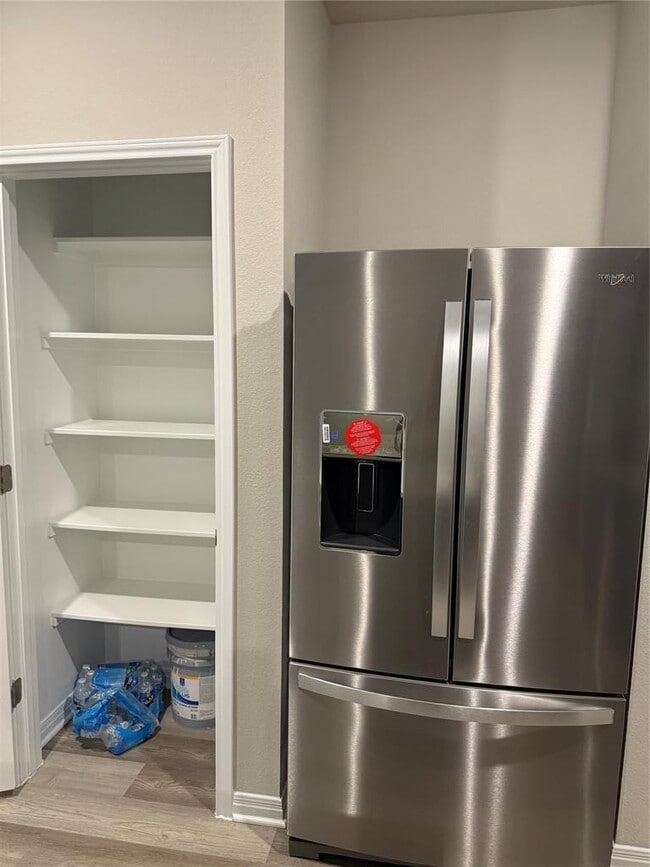 Building Photo - 1850 Settlers Glen Dr