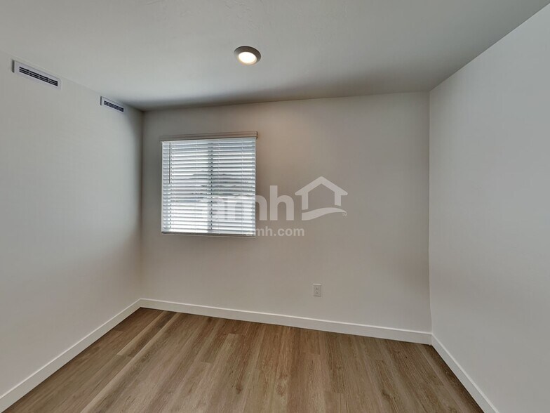 Building Photo - 12230 Thunder Creek Pky