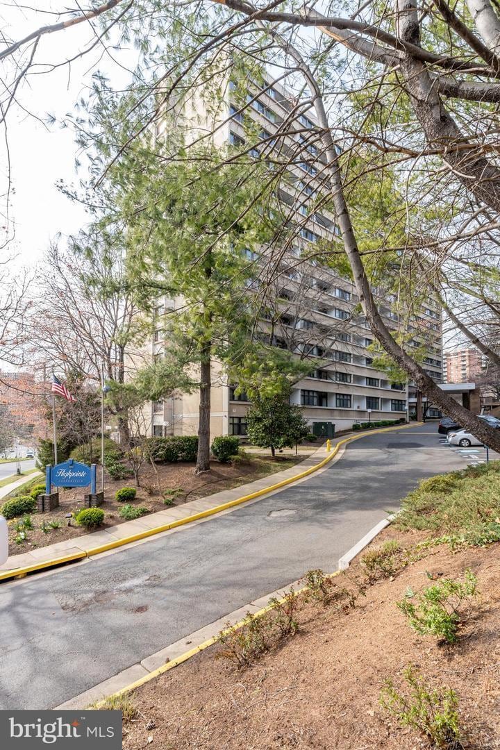 Building Photo - 5911 Edsall Rd