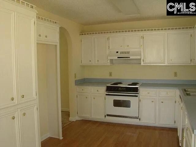 Building Photo - 120 Autumn Hill Ln