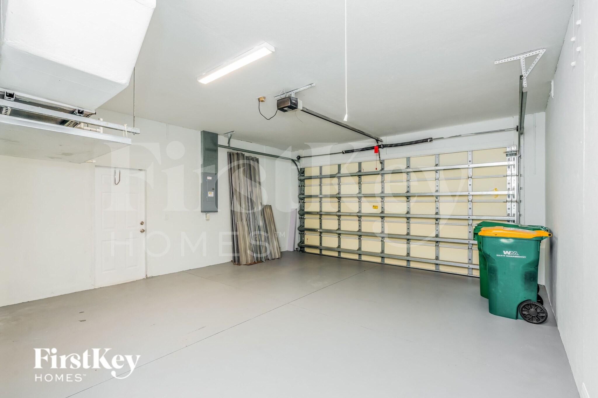 Building Photo - 2081 Nuremberg Blvd