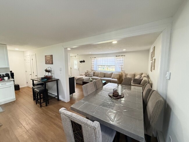 Building Photo - 1338 East St