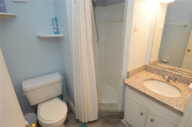 Building Photo - 3873 Pompano Dr SE