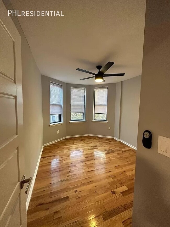 Building Photo - 7057 Cresheim Rd