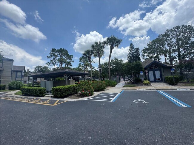 Building Photo - 964 Helmsley Ct