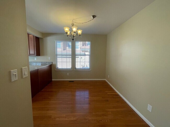 Building Photo - $0 DEPOSIT OPTION. LUXURIOUS 3BED/3.5 BATH TOWNHOME IN LONE TREE NEAR PARK MEADOWS