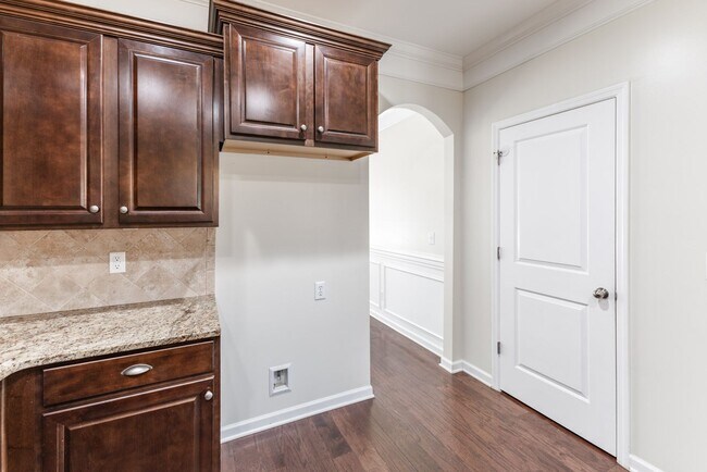 Building Photo - Rent to Own