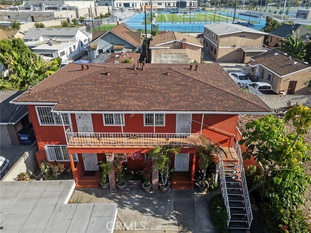 Primary Photo - 330 W Laurel St