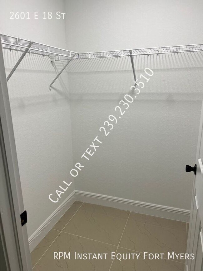 Building Photo - 2601 E 18th St