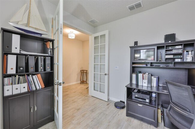Building Photo - 11412 Blue Woods Dr