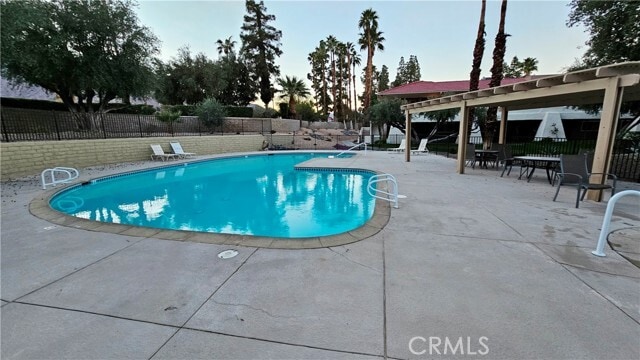 Building Photo - 2825 N Los Felices Rd